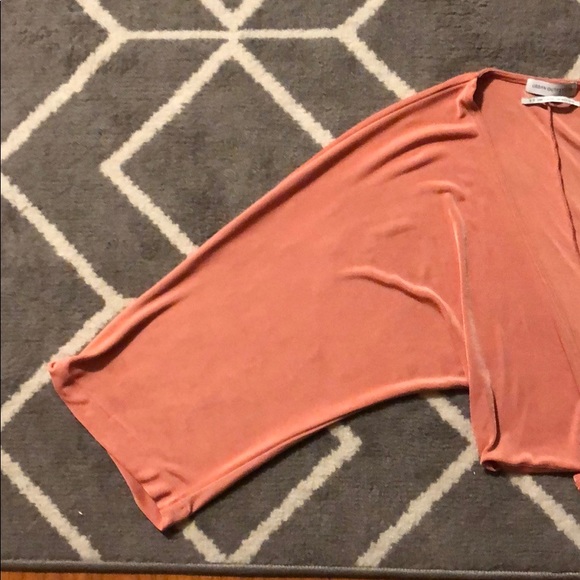 Crop tie front shirt - Picture 5 of 5